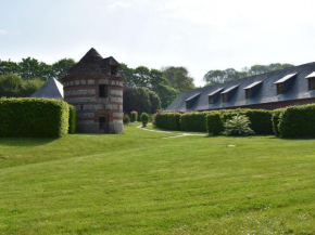 Classic Cottage in Le Bourg-Dun with Garden